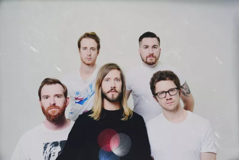 moon_taxi_photo_by_shervin_lainez.jpg