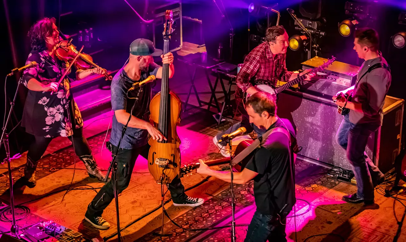 Yonder Mountain String Band plays Victory North - Vimarsana News
