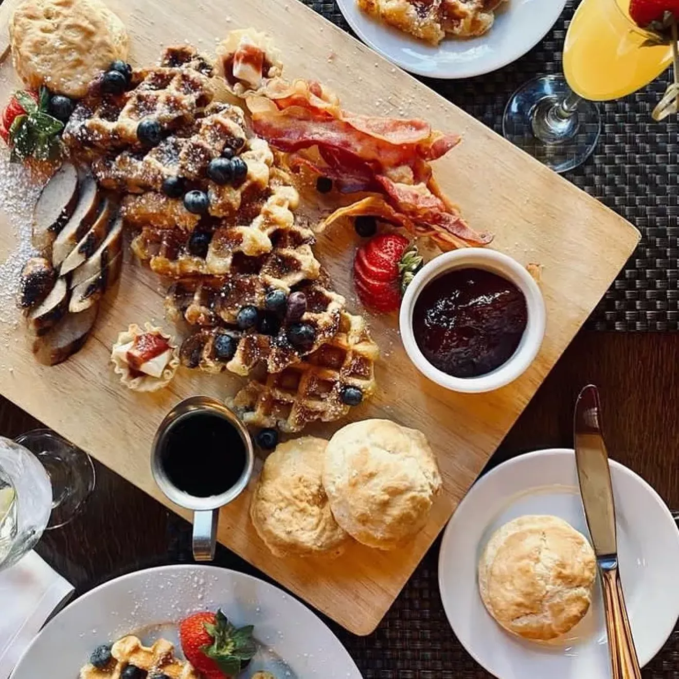 It's National Brunch Month: Where to enjoy a mouthwatering mid-morning meal around town | Cuisine Feature | Savannah News, Events, Restaurants, Music - Vimarsana News