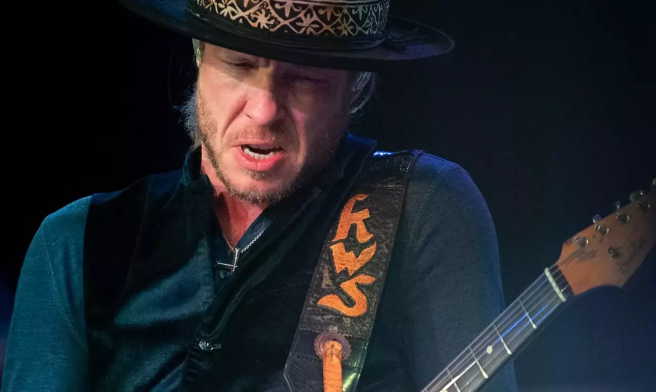 Blues maestro Kenny Wayne Shepherd takes center stage in Savannah - Vimarsana News