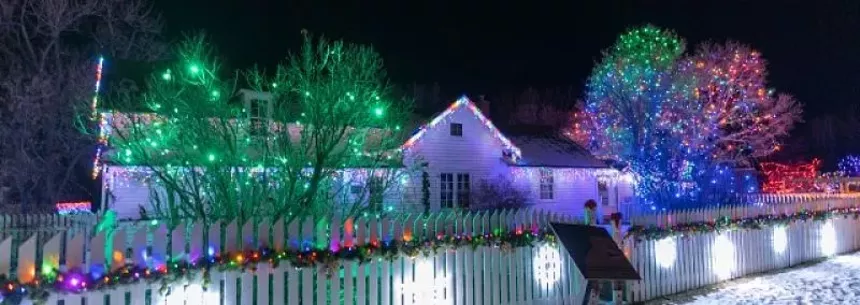 The Trail of Lights leads to Chatfield Farms. - BOTANICAL GARDENS DENVER