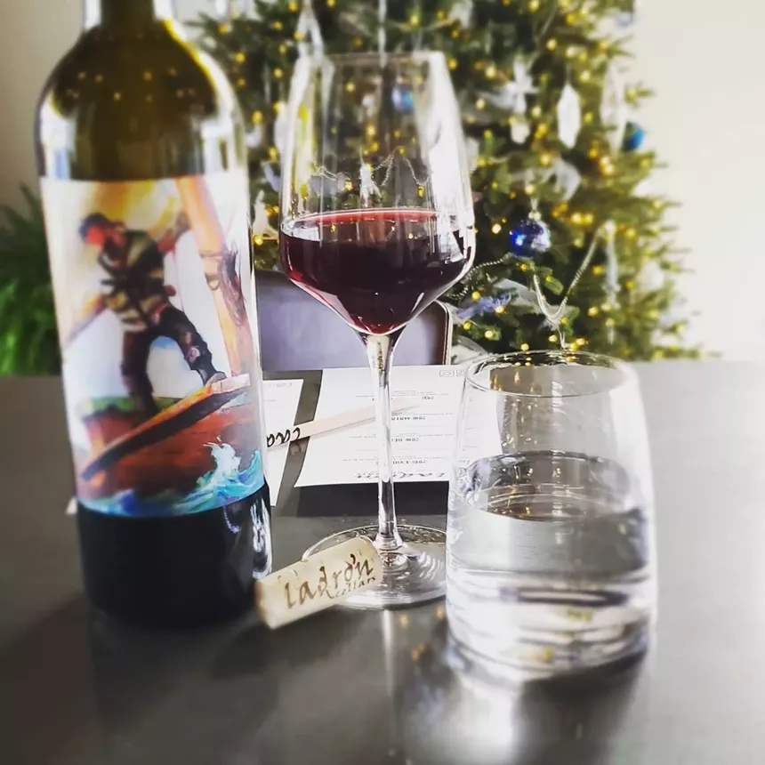 Ladrón Cellars offers a variety of flights as well as various events in its tasting room. - THE LADRÃN CELLARS
