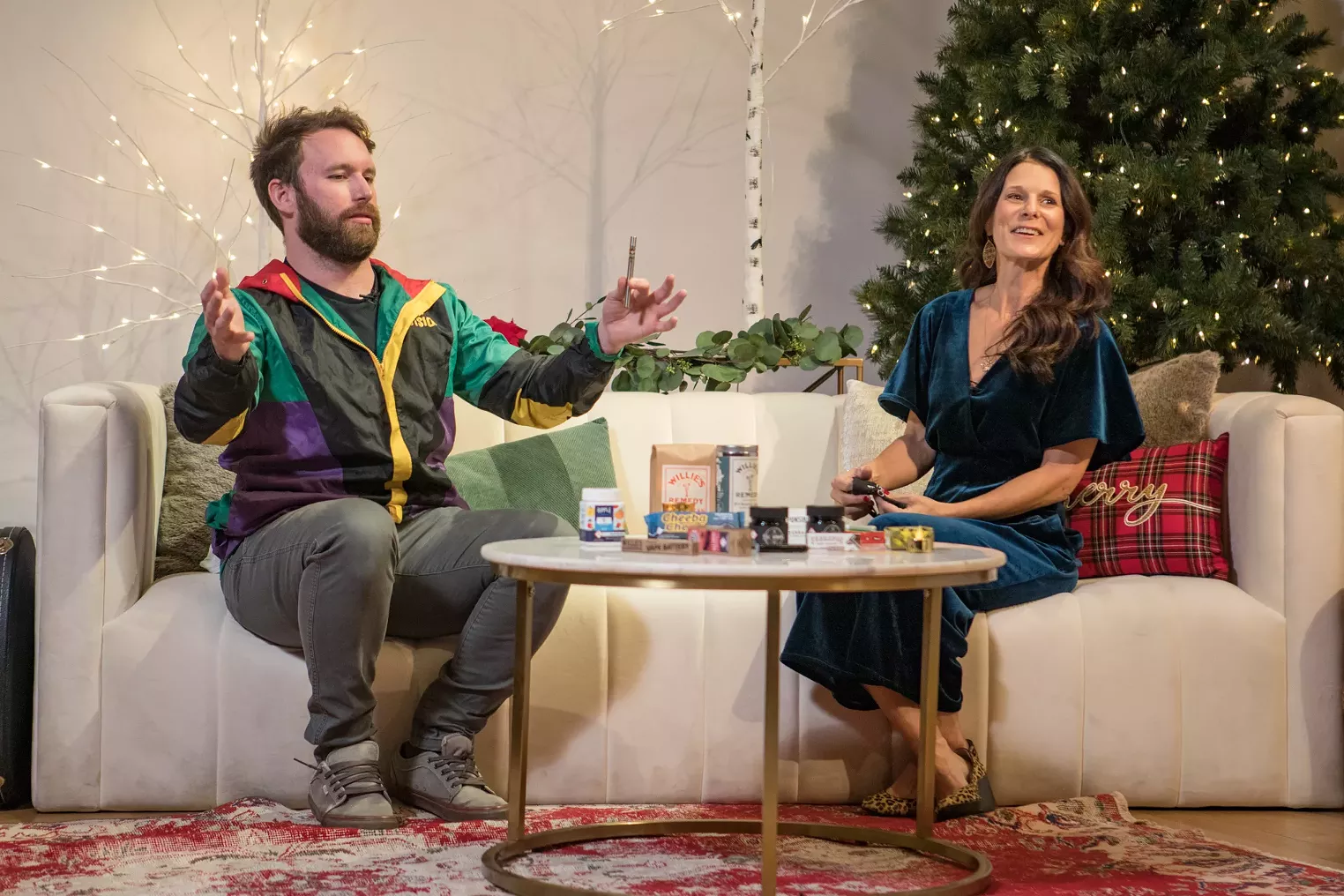 Photos: Mason Jar's Holiday Session Spreads Cannabis Cheer - Vimarsana News