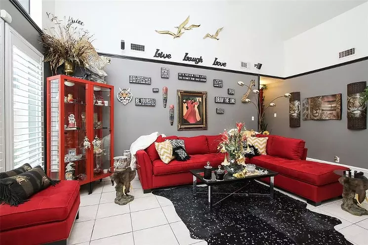 The entire time I looked at this house I had Baltimora's "Tarzan Boy" playing in my head and now so should you. - PHOTO FROM HAR.COM