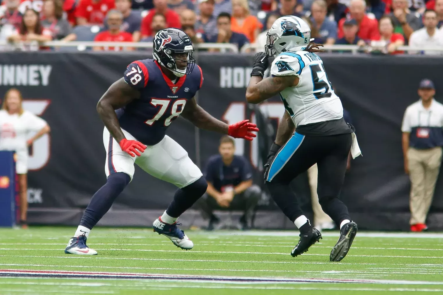 Laremy Tunsil Hand Injury Is Latest Adversity for Texans - Vimarsana News