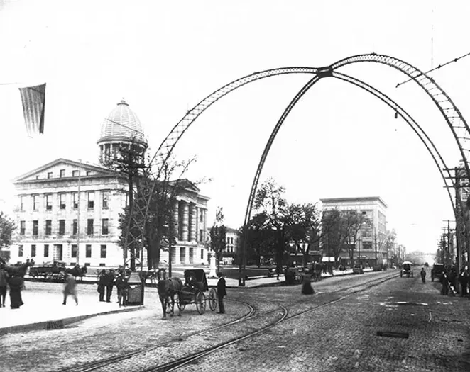 Washington Street looking west from Sixth Street in 1901. Iron arches once stood at the four intersecting streets next to the square. - PHOTO COURTESY SANGAMON VALLEY COLLECTION