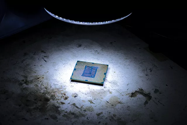 BLH is one of the only companies from Chicago to St. Louis that can repair damaged cellphone components. - PHOTO BY BRANDON TURLEY