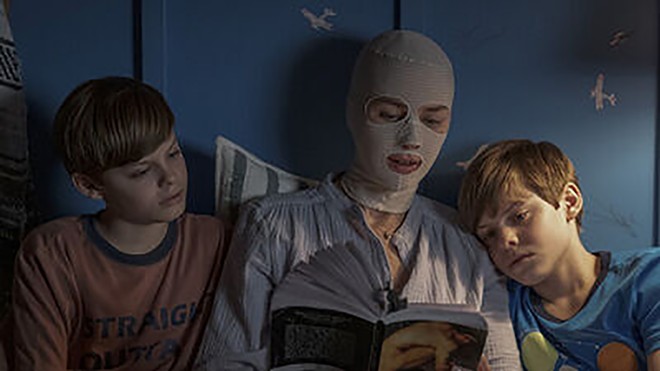 Rooting for Bandit; Don't Worry Darling a smart sci-fi; Goodnight, Mommy is a mess