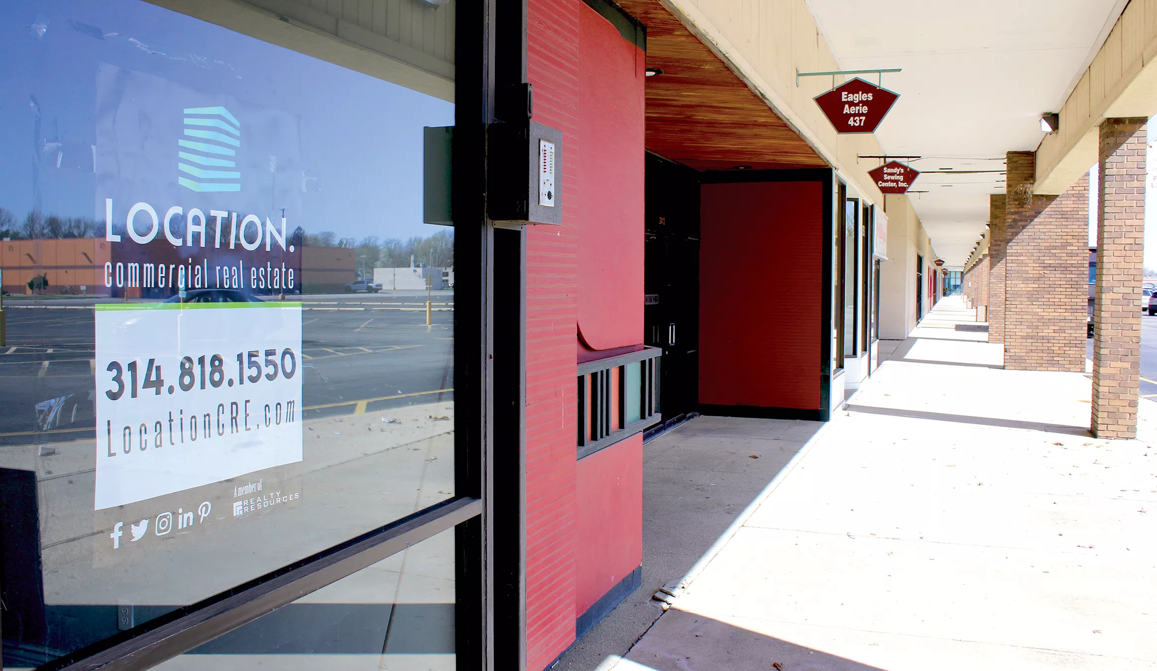 Town & Country to be auctioned | News | Illinois Times