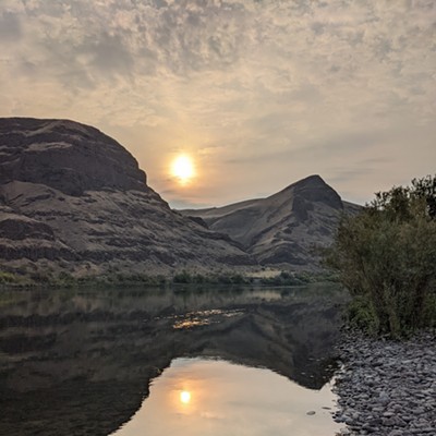 August 26, 2021
Boat Launch at Asotin, WA
Judy Broumley
On our morning walk we were greeted by this beautiful double sunrise reflecting on the waters of the Snake River.