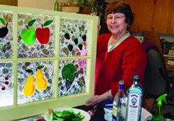 Collage of glass: Pullman glass artist creates beauty from what&#146;s broken