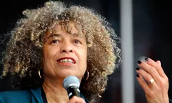 Polarizing 1970s figure Angela Y. Davis speaks at WSU