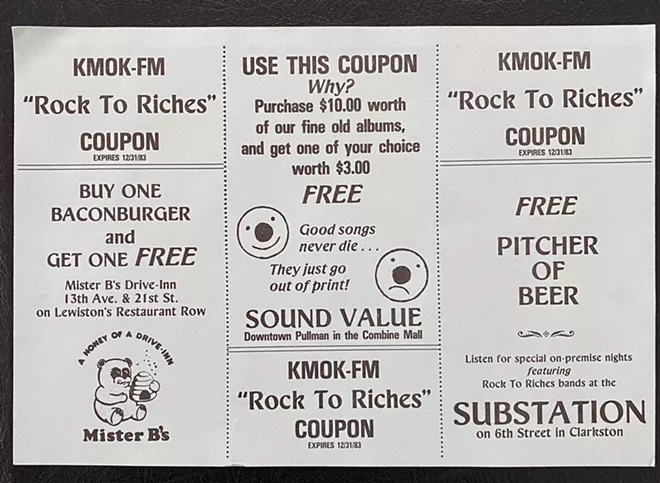 Businesses had to buy an advertising package to be able to sell the album, which came packaged with discount coupons for participating stores.