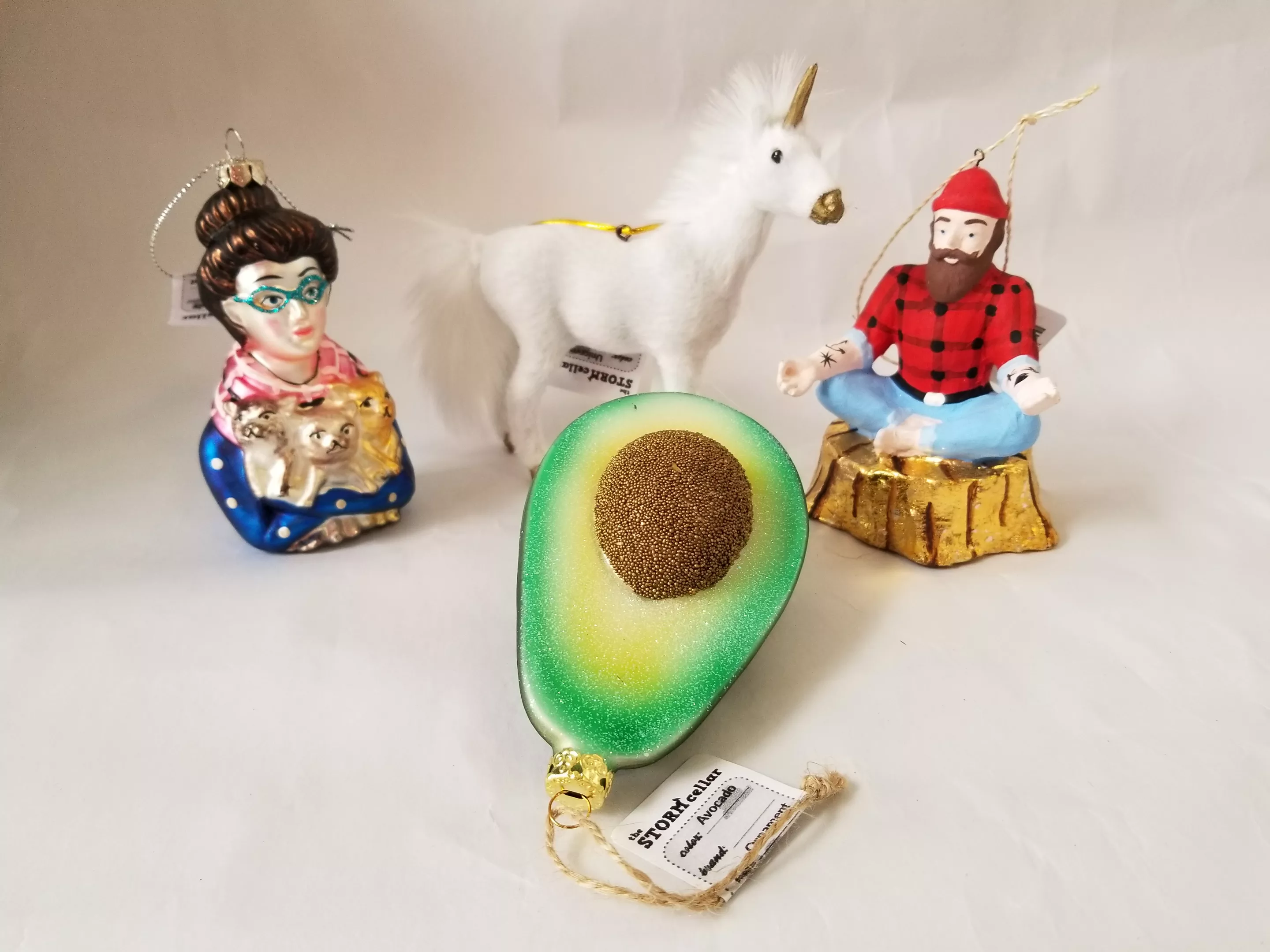 2018-holiday-guide-shop-local-gift-ideas-community-lifestyle