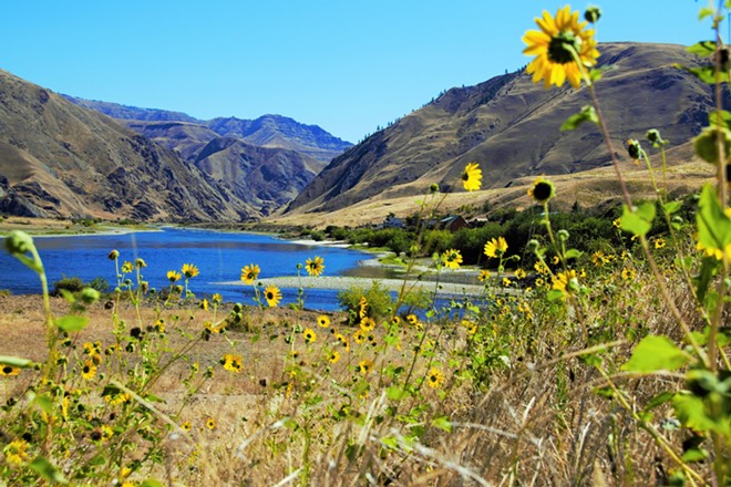 Where Snake River Meets Grande Ronde River