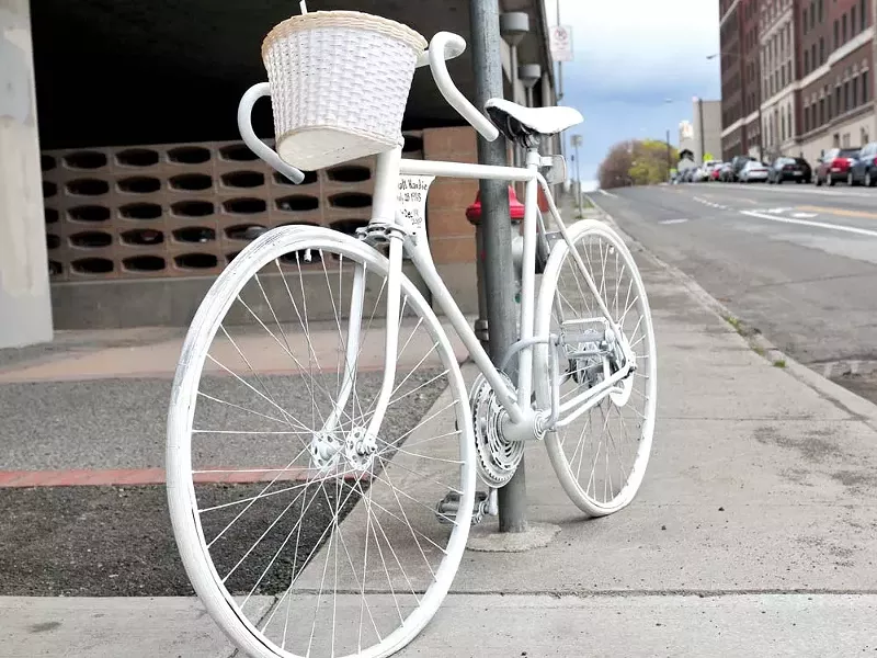 A newly placed ghost bike at Fourth and Lincoln. - AMY HUNTER