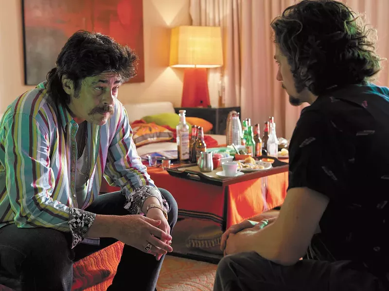 Benicio Del Toro: born to play a goon like this.