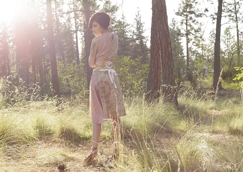 Clothing by Ronnie Ryno. Accessories from Glamarita Clothing & Designs. Hair by Douglas McCoy for House of Pop at Urbanna. Makeup by Rachel Nalley. Model: Erin Neel. - YOUNG KWAK