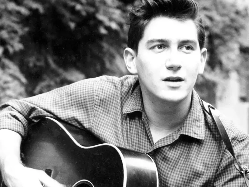 Phil Ochs: pretty cute for a rabblerrouser, huh?