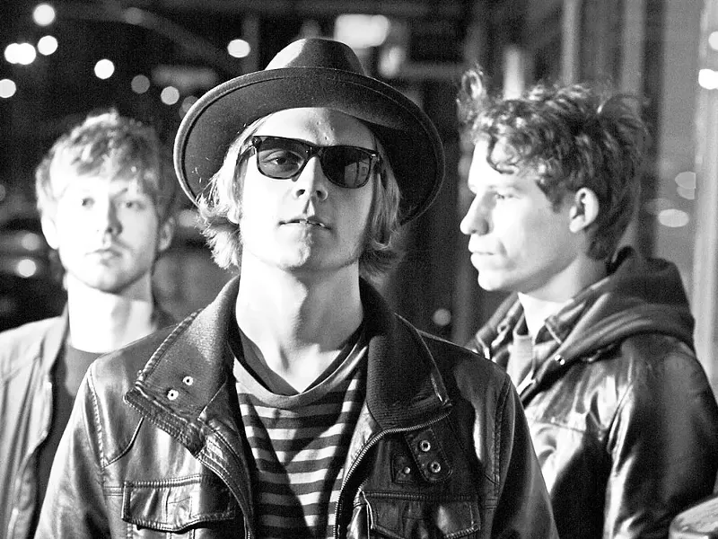 The Soul and the Machine (L to R): Elan Toby, Kurt Gyllstrom, Scott Gyllstrom - YOUNG KWAK