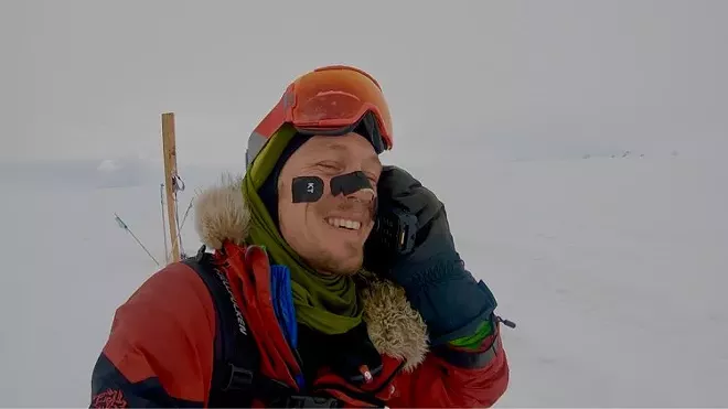 Colin O’Brady Completes Antarctica Traverse With Final 32-Hour Push