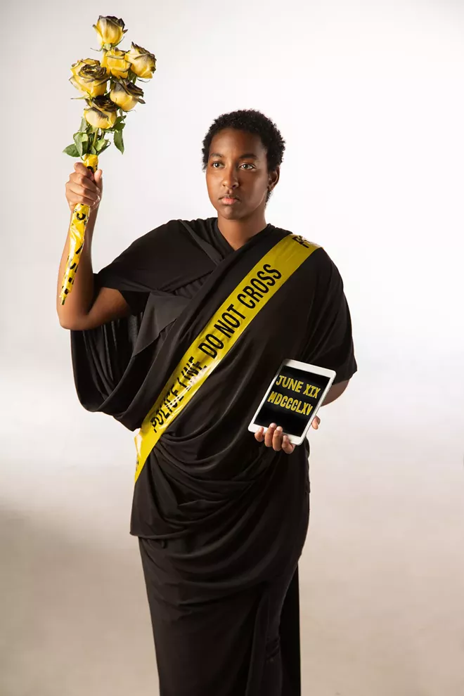 Bethany Montgomery as the Statue of Liberty - GRACE JUNE PHOTO