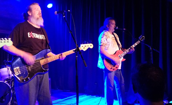 REVIEW: The Meat Puppets' sold-out show Monday was a mighty, messy joy