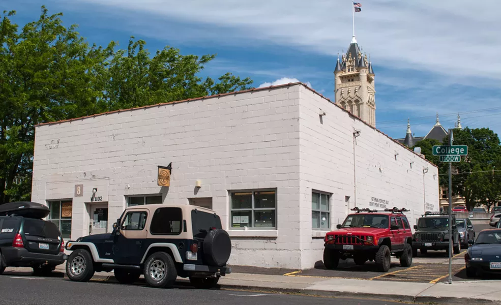 The Vets Garage, located on College Avenue. - DANIEL WALTERS PHOTO
