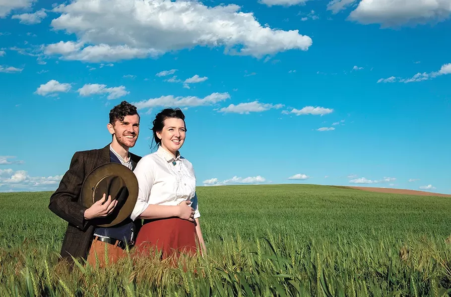 The wind comes sweepin' down the plain in Davenport. - WHEATLAND THEATRE CO. PHOTO