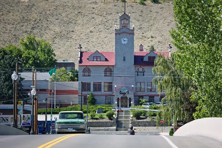 Okanogan County Courthouse - WIKIMEDIA COMMONS