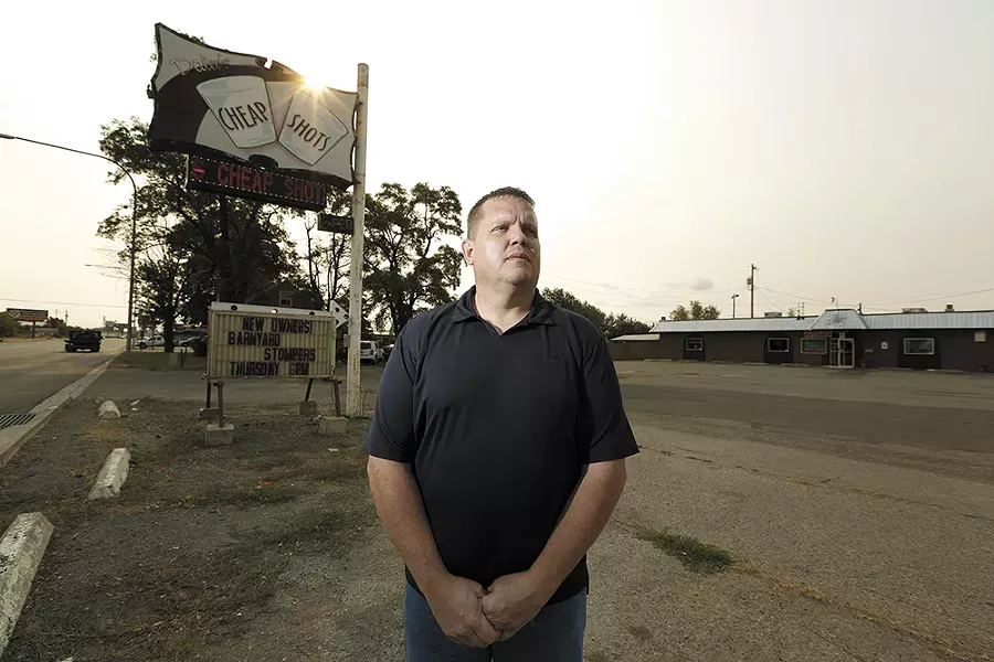 Brian Standow says he used to hang out with motorcycle club leader Scott Maclay at Daley's Cheap Shots. Eventually, he claims, he heard Maclay threaten the sheriff's life. - YOUNG KWAK