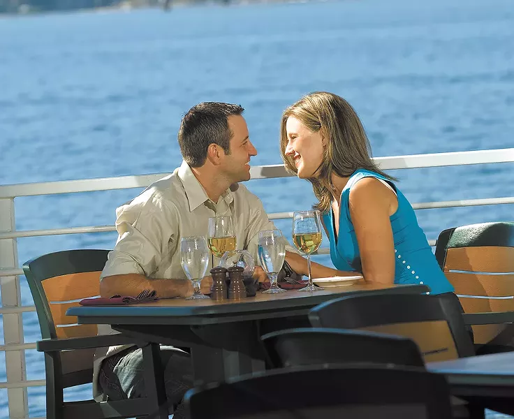 Cedars recently expanded its desk to bring more tables out to the water's edge.