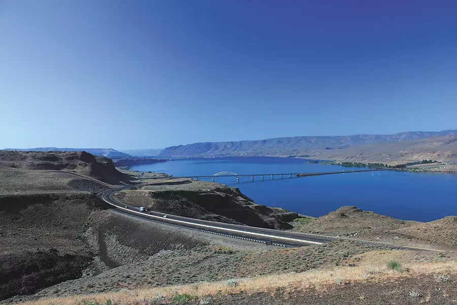 Interstate 90 crossing the Columbia River at Vantage Bridge.