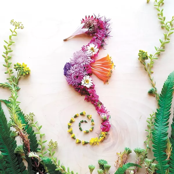 Sarah Edwards works only with materials from nature.