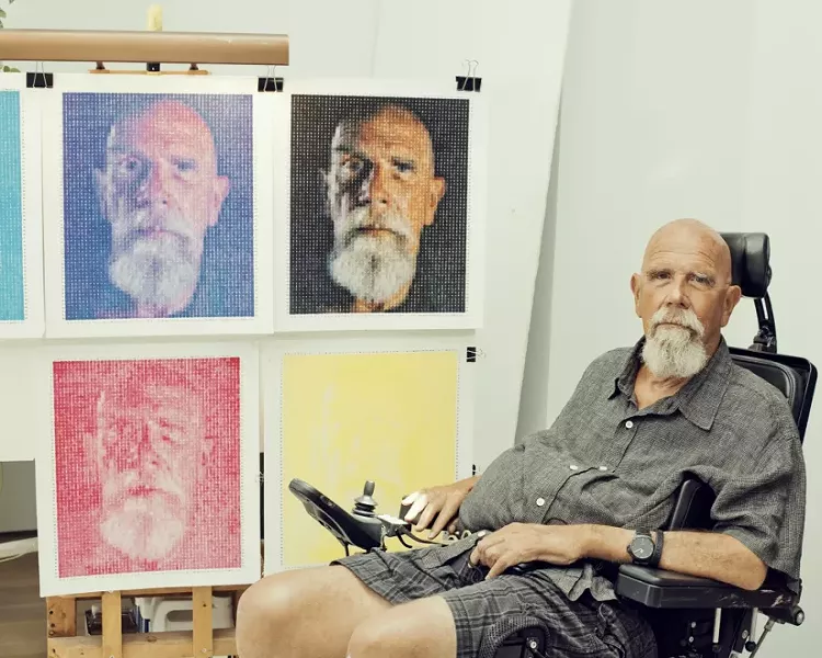 Chuck Close at his home in Long Beach, N.Y., June 17, 2016. The National Gallery of Art in Washington has canceled a Close exhibition, planned for May 2018, because of accusations of sexual misconduct that have engulfed the artist in controversy. - RYAN PFLUGER/THE NEW YORK TIMES