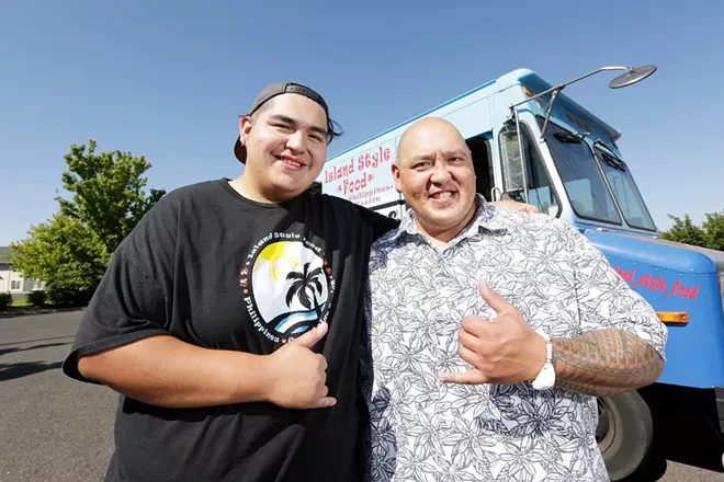 A local food truck is 'building community through the universal language of food' - Vimarsana News