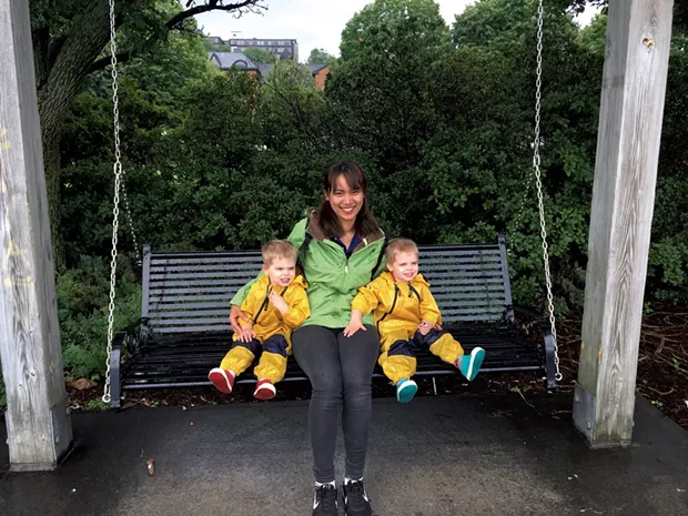 Au pair Wipada "Anna" Kasikorn with the Downes twins
