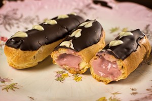 Raspberry &Eacute;clairs: A fancy treat for Valentine's Day