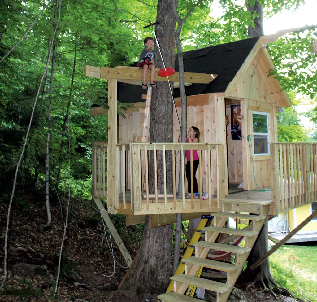 A Backyard Tree House With Zip Line and Hammock Habitat 