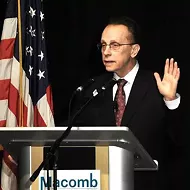 Warren Mayor Jim Fouts just wants to jog in peace