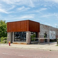 Like a hole through the heart, Detroit Institute of Bagels shutters, sells everything