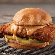 Max Hardy’s Jed’s Detroit adds menu items, including still-trendy spicy chicken sandwich