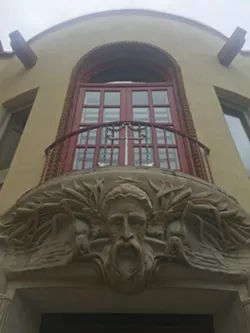 Detroit Yacht Club. - VIOLET IKONOMOVA