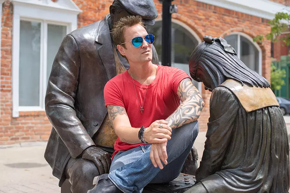 Michigan's Jeff Gutt leads Stone Temple Pilots' third act Local Music