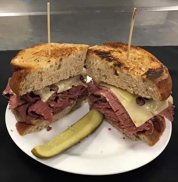 VINTAGE HOUSE CORNED BEEF SANDWICH | COURTESY PHOTO