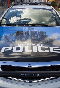 Detroit cop accused of demanding women's phone numbers had previous brushes with law
