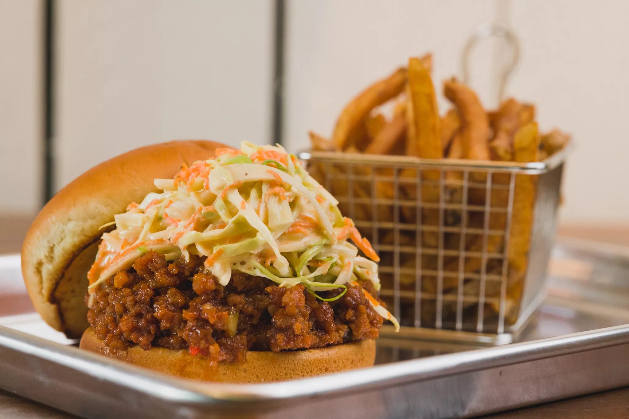 Former New Center Eatery Is Now Joe Louis Southern Kitchen Table And Bar