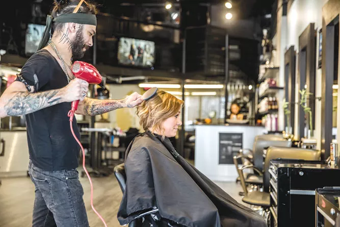 Black the Salon - MARC NADER
