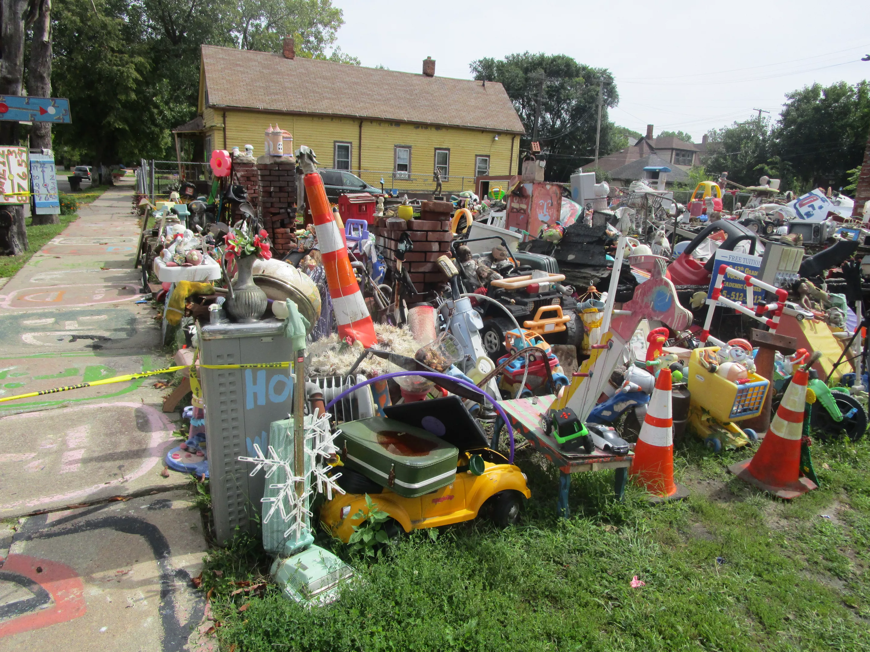 Detroit Orders Heidelberg Project Demolitions In Error News Click To Enlarge The Art At 3438 Mount Elliott St For Which An Emergency Demolition Order Was