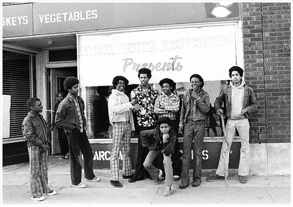 Detroit rock 'n' roll photographer and activist Leni Sinclair unearths works for new exhibit and book - Vimarsana News